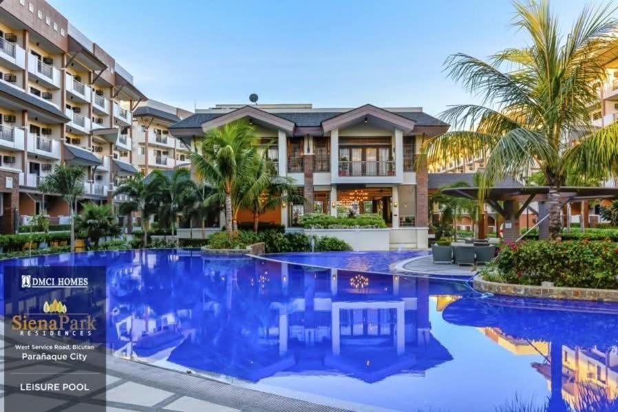 Siena Park Residences - Indigo Building Apartment