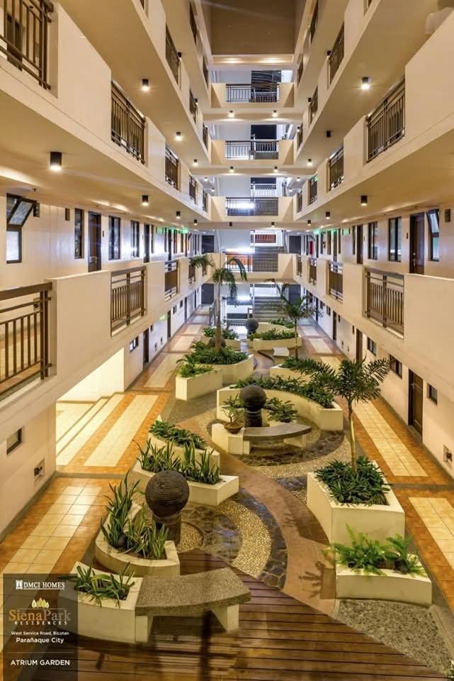 Apartment Siena Park Residences - Indigo Building Manila